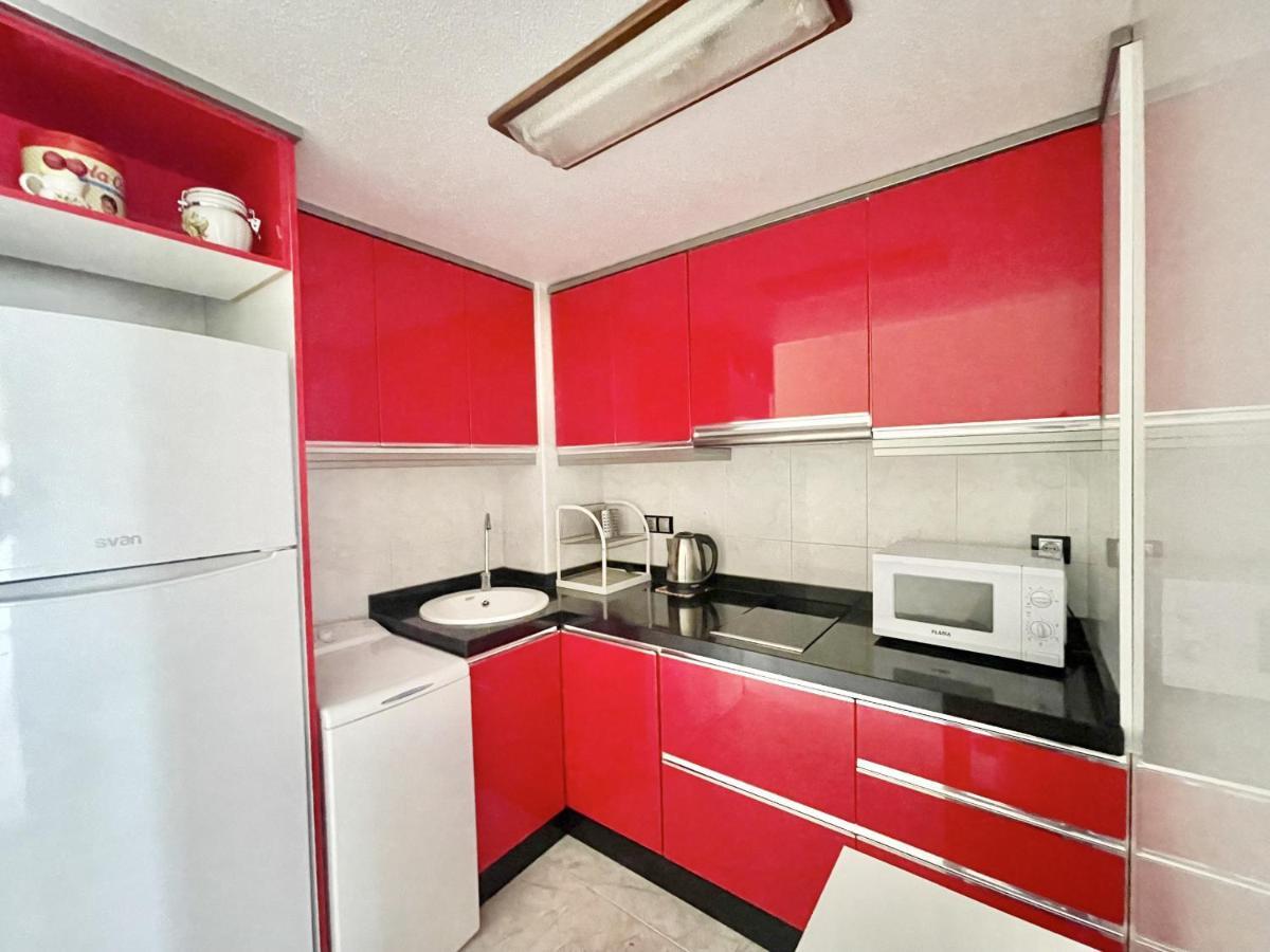 Magnificent Mediterraneo Apartment Μπένιντορμ Εξωτερικό φωτογραφία