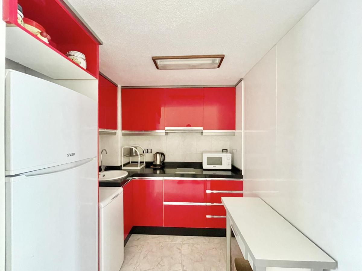 Magnificent Mediterraneo Apartment Μπένιντορμ Εξωτερικό φωτογραφία